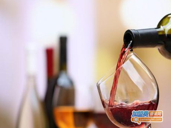 法国金羽毛葡萄酒加盟费