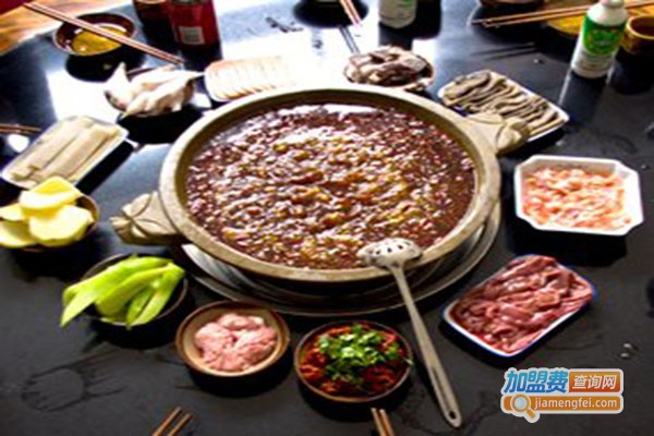 朱儿秘制石锅老火锅加盟门店