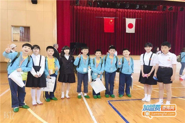 新亚外国语学校加盟费