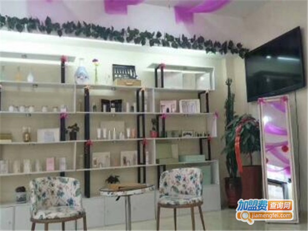 欧娜美容加盟费