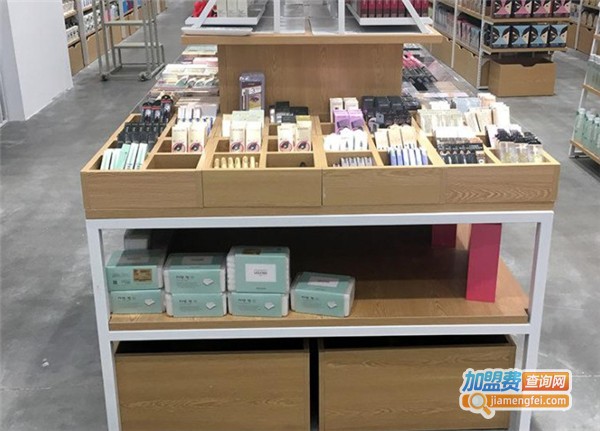 2358休闲百货加盟费