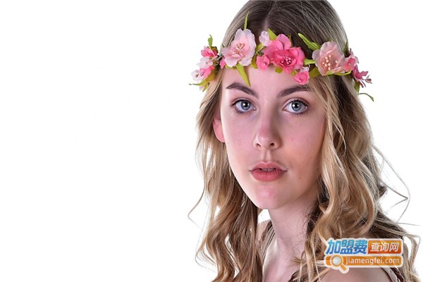 瓷肌护肤品加盟费