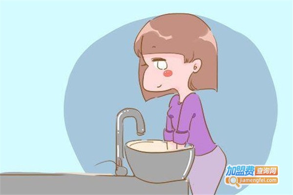 霞霞洗衣