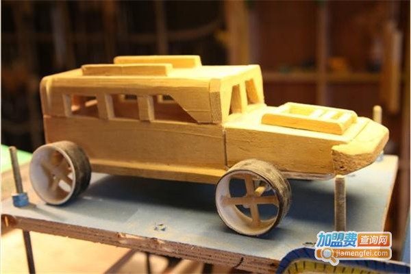 彩创天地手创美学馆加盟费