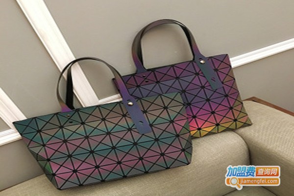 时尚低价女包批发加盟费