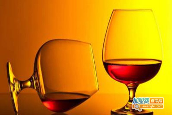 半边天酒业加盟费