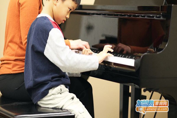 小蜗牛儿童钢琴加盟门店