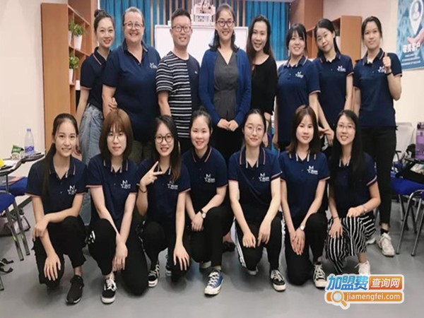 朗译教育加盟门店