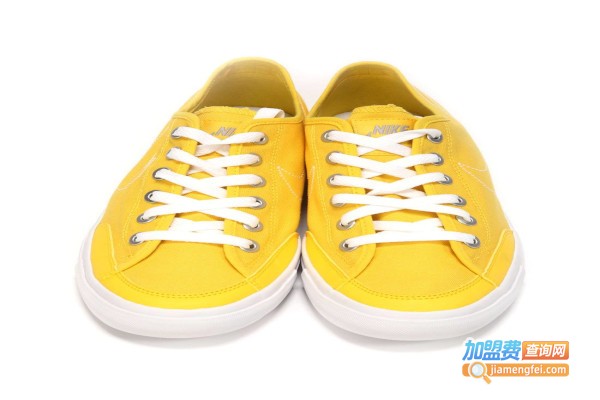 高鹏鞋业加盟费