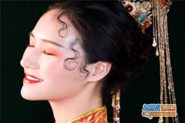 daisy彩妆培训加盟费