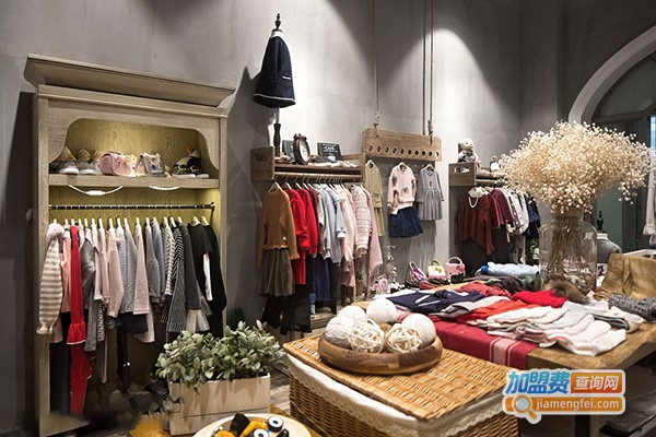 宝贝基地童装加盟门店