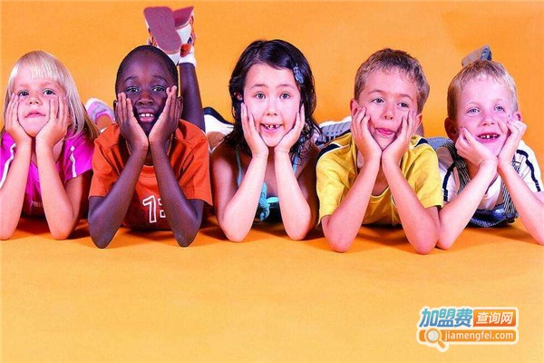 首尔·来喜童装加盟费