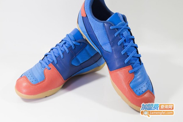 动力足鞋业加盟费