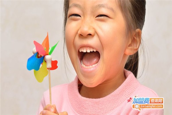 金翅膀儿童教育加盟费