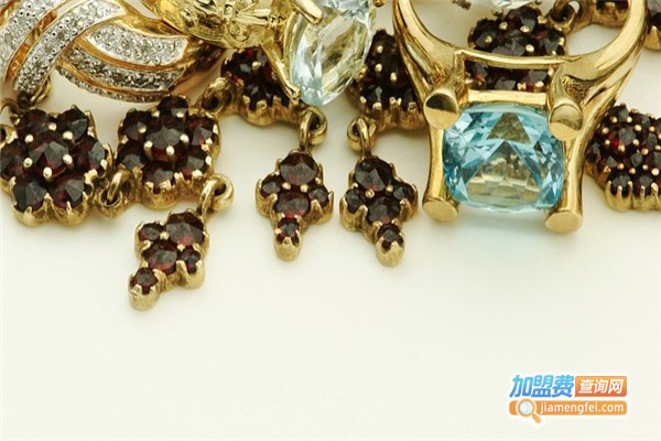 鸿业饰品加盟费