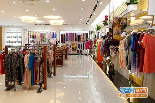 【鑫缘丝绸加盟】开店加盟鑫缘丝绸，一年赚得真多！