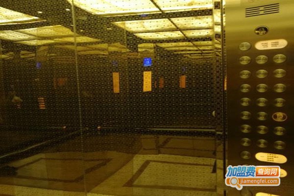 京都信苑饭店香榭丽寨咖啡厅加盟门店