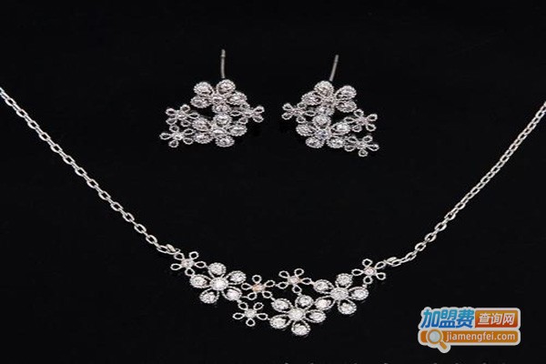 杜马韦拉饰品加盟门店