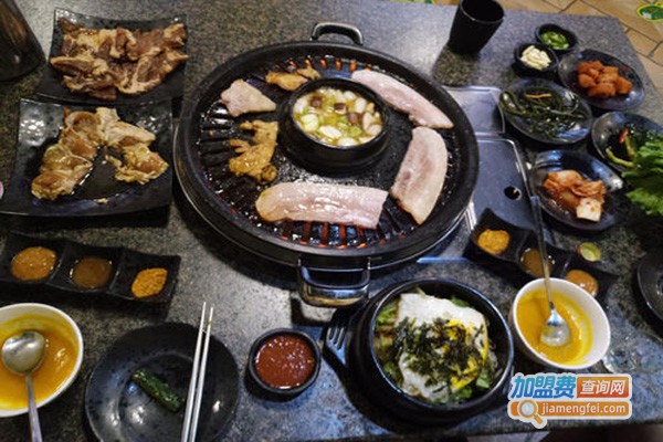 石尚馋牛韩式烤肉料理加盟门店