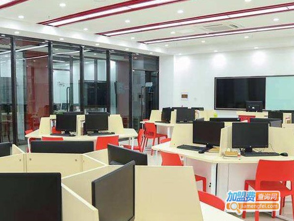 实战教育加盟费