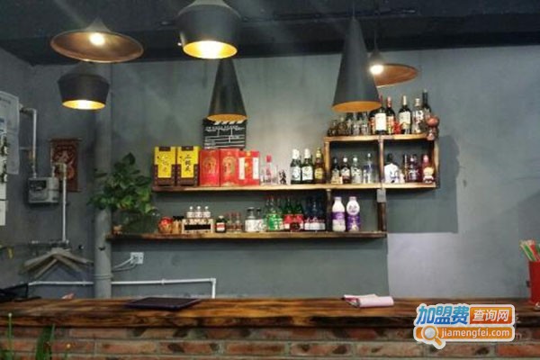 走街串巷串串香火锅