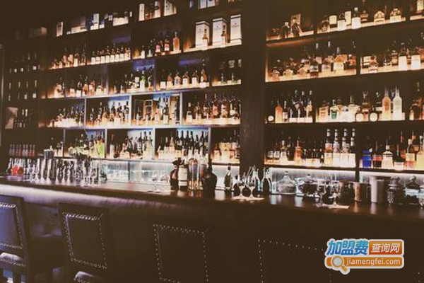 京斗云威士忌主题餐厅加盟费