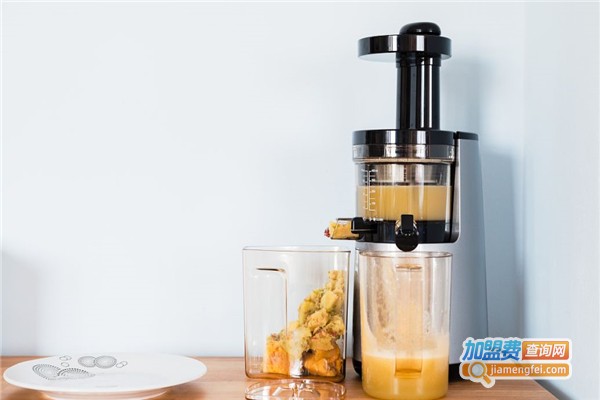 五个橙子自动榨汁机加盟费
