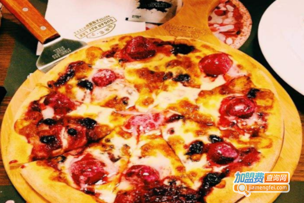 舒格雷•李大师披萨加盟费