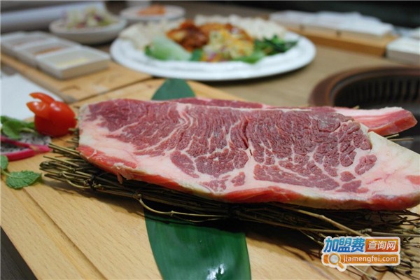 本是烤肉料理加盟费