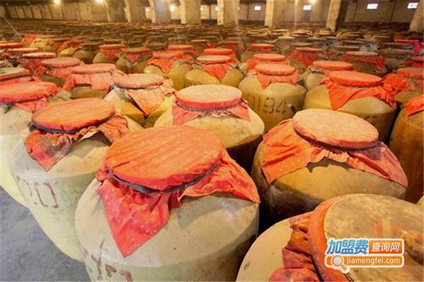 万古泉散白酒加盟费