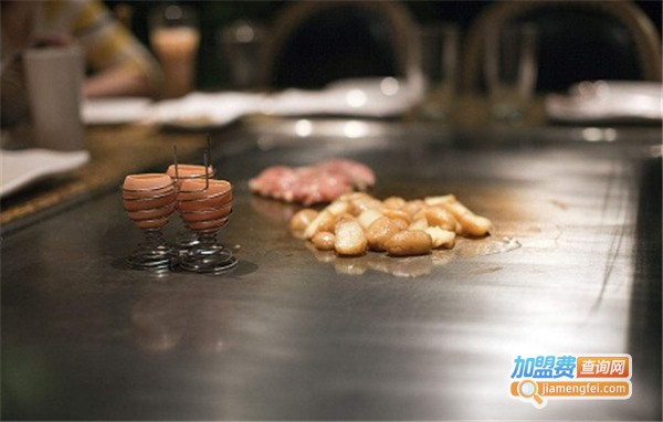 九鼎汇法式铁板烧加盟费