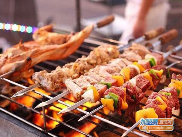 青春小板凳音乐烤场加盟费