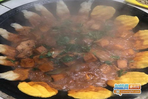 福满江园铁锅炖水库鱼加盟门店