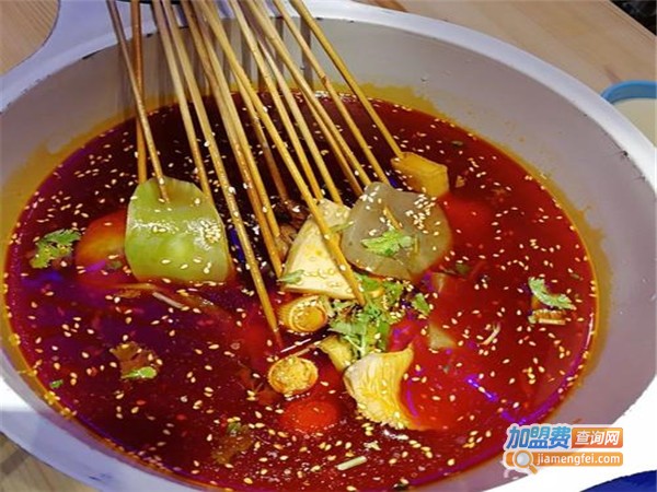 见证80后串串香火锅加盟门店