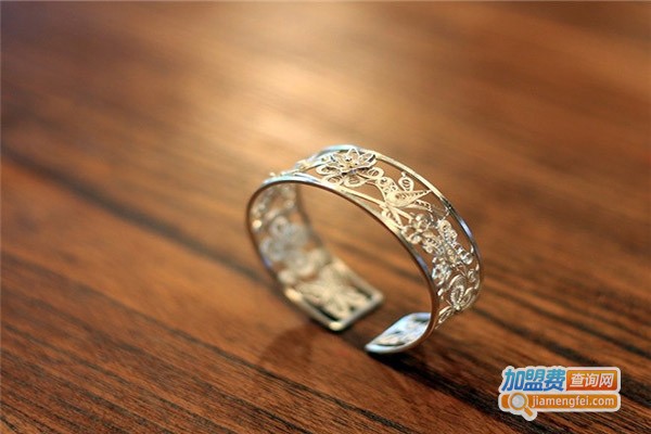 esse银饰加盟门店