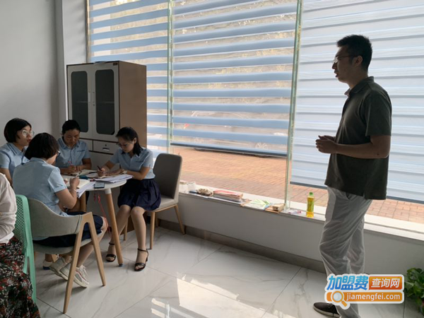 培飞数学加盟费