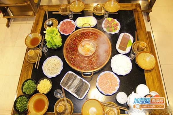 巴山老灶火锅加盟门店