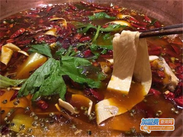 红火火美蛙鱼头加盟门店