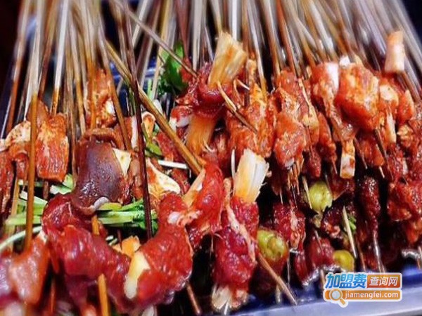 醉江湖私房串串香加盟费