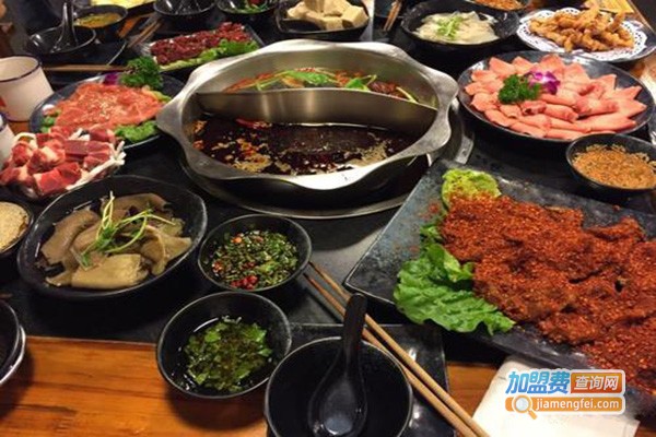 打望重庆火锅加盟门店