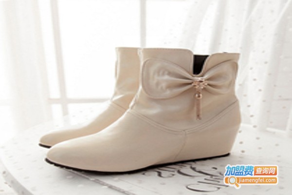 爱唯鞋业加盟费