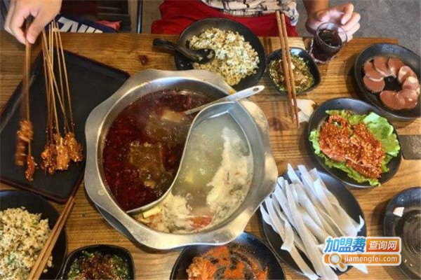 板命熊猫成都串串火锅加盟费