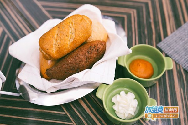 小莫餐厅SPACEBYHEART加盟费