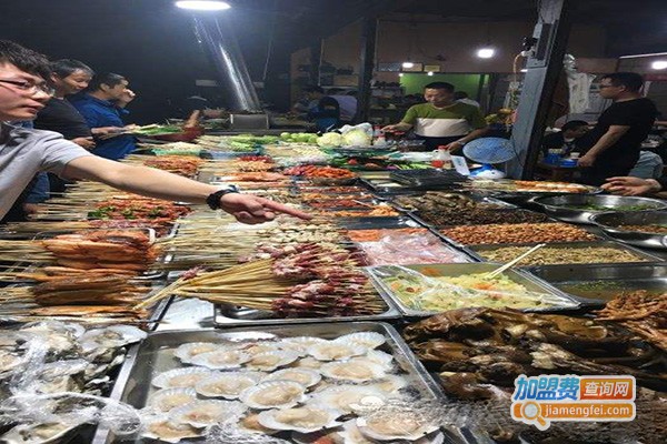 三傻烧烤大排档加盟门店