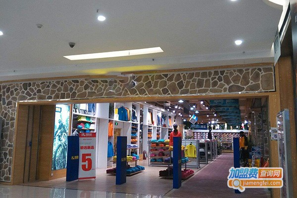 兄弟连户外用品加盟门店