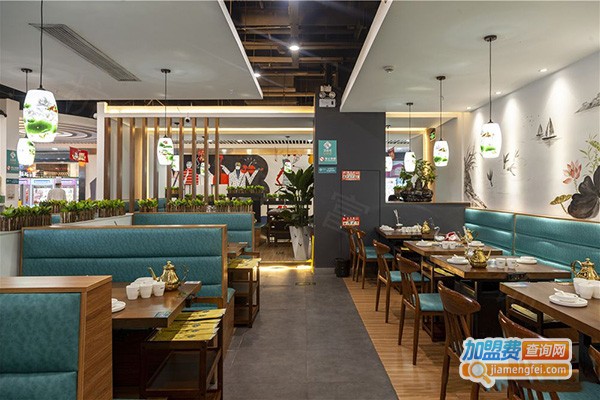 花枝俏麻辣羊蝎子火锅加盟门店