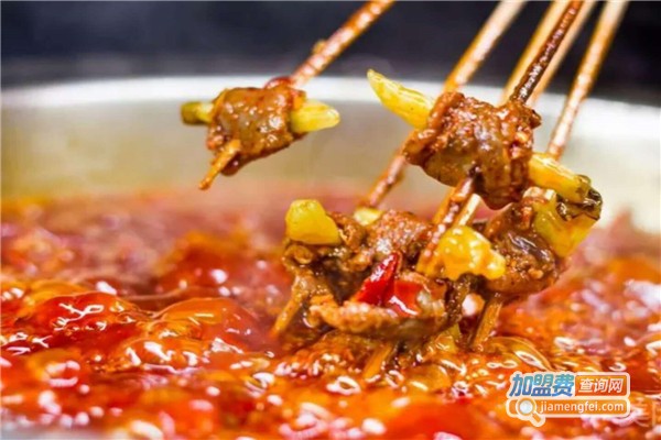 七婆串串香火锅店加盟费