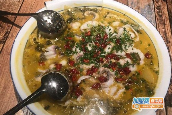 【酸囧酸菜鱼加盟】看酸囧酸菜鱼加盟的开店策略！