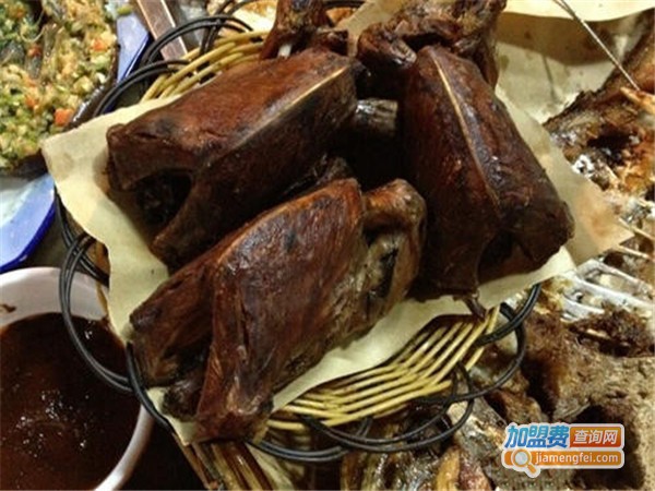 铁锅炖黄泥烧鸽子加盟门店