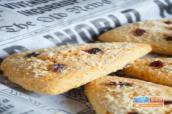 爱木烘焙加盟费